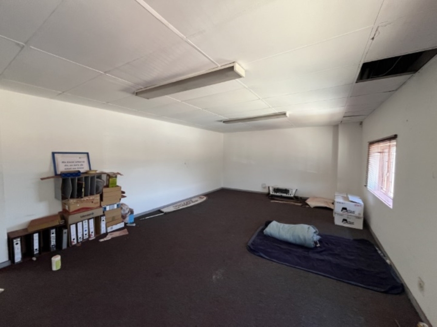To Let commercial Property for Rent in Montague Gardens Western Cape